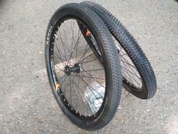 Zapletená kola ORBEA 24", vč.plášťů KENDA Small Block Eight a duší
