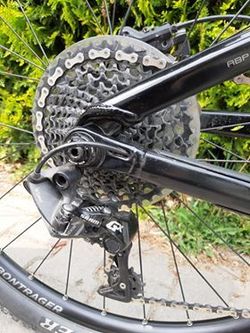 Trek Remedy 8