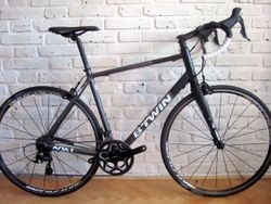 TRIBAN 540 na Shimano 105, vel L, Zánovní..