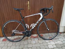 Cube karbon 58cm