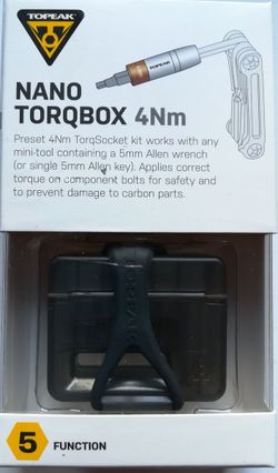 Momentový klíč s bity TOPEAK (Topeak Nano Torqbox 4Nm).