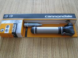 Nová mini pumpička Cannondale Airspeed CO2 Max