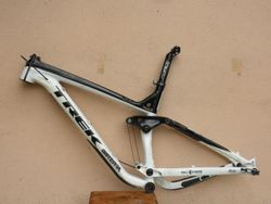 RÁM TREK SLASH 7 27.5