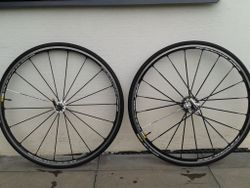 Mavic Ksyrium SLS s plášťi Yksion Pro