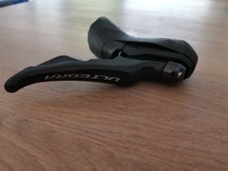 Práva řadící páka Shimano Ultegra 8020 hydraulika