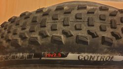 Specialized Ground Control Control 29x2,3