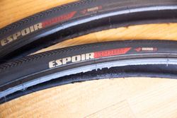 Pláště Specialized Espoir Sport 25c