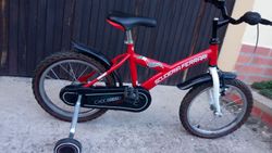 Dětské kolo Ferrari