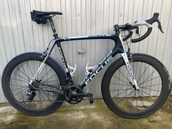 Focus Izalco Ultegra Di2 AG2R vel. 58