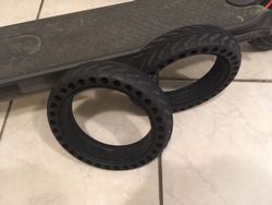 bezdušová pneumatika (8,5") na elektrokoloběžku xiaomi