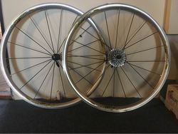 Zapletená kola Mavic Cosmic