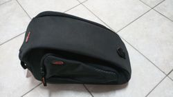 IBERA BRAŠNA NA NOSIČ BA18 COMMUTER BAG 15L BLACK/ORANGE
