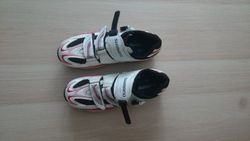 MTB tretry Shimano M087 vel. 44 (spíš 43)