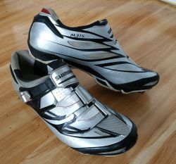 Tretry Shimano