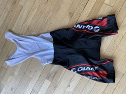 Cyklistické kraťasy GIANT vel. M, zánovní