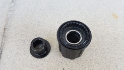 PRODÁM komponenty Shimano XT / Absolut Black pro pohon 1x11