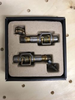 Crankbrothers Eggbeater 2