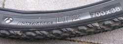 prodám 2ks pneu Bontrager LT 2 700x38C ; 38-622
