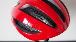 Cyklistická helma Bontrager Specter WaveCel Road - viper red vel. M