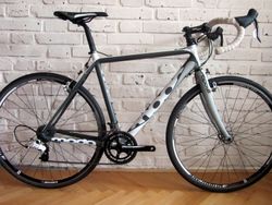 MODA LEGATO na Sram APEX, 54 cm. Super stav.