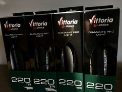 Silniční pláště Vittoria Diamante Pro LIGHT nové!!!