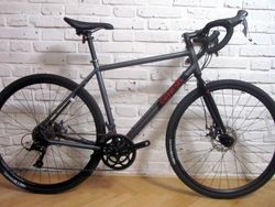 GENESIS CDA 2020 na Shimano SORA, vel M. Stav nového kola.