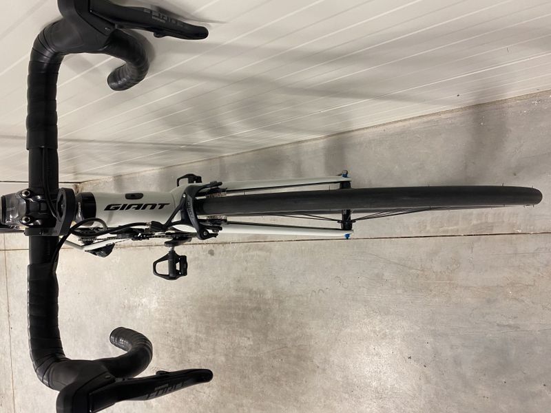 PRODÁM SILNIČNÍ KOLO GIANT TCR Advanced SL Composite 