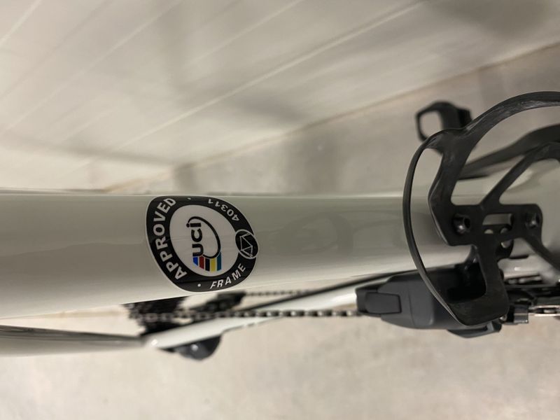 PRODÁM SILNIČNÍ KOLO GIANT TCR Advanced SL Composite 