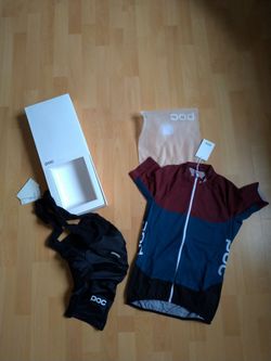 Dámský dres a spurtky POC