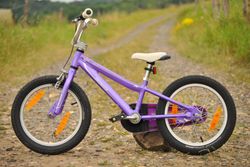 Značkové dětské kolo Specialized Hotrock 16