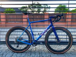 Zapletená karbonová kola od Scope Cycling