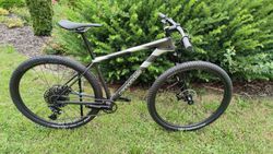CANNONDALE F-SI CARBON 4 2020 - Graphite - Velikost M - Najeto do 100km!!! - plná záruka