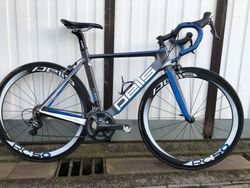 Silniční kolo Pells R7 Aero Ultegra