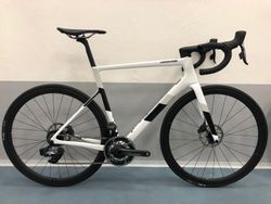 2020 SuperSix EVO Carbon Disc Force eTap AXS Quarq - rezervováno