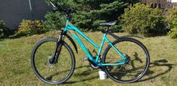 Trekové kolo Kelly Phutura 30 Azure