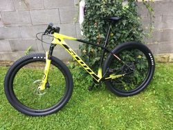 KARBONOVÉ HORSKÉ KOLO SCOTT SCALE RC 900 WORLD CUP AXS
