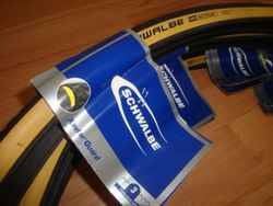 Trekingové pláště Schwalbe Active K - Guard 28/32 630 (27x1 1/4")