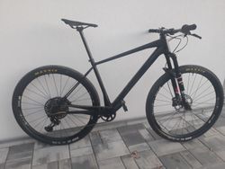 Superior 999 L Carbon 1x12 Záruka 1/2021
