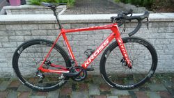 Top model 2020 na ultegra Di2 s karbon koly za 45000kč téměř nové 78990kč
