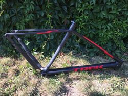 RÁM TREK PROCALIBER SL 9.9 vel. 21,5"