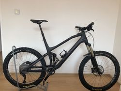 Prodám Canyon Spectral XL 2016, 2018 nový karbon rám (i zadní stavba)