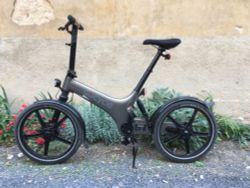 Gocycle G2 - skládací městské elektrokolo