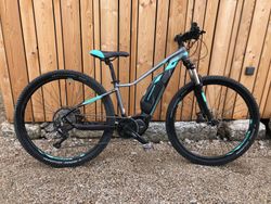 Kross Lea Boost SE 1.0 27,5” vel. XXS – 43 900 Kč (pův. cena 56 990 Kč),