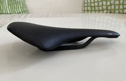 Téměř nejeté TOP sedlo FIZIK Antares 00 Black/Anthracite