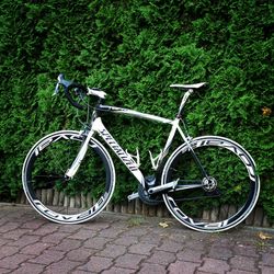 Prodám Specialized Tarmac Expert 56cm - komplet Ultergra / 45mm Roval karbon kola
