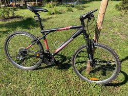 GT Aggressor 26", velikost M, dámská verze