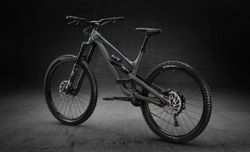 rám YT CAPRA 650b velikost "L" s tlumičem