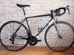 FOCUS CAYO NA ULTEGRA Di2, 56 cm. Super stav.