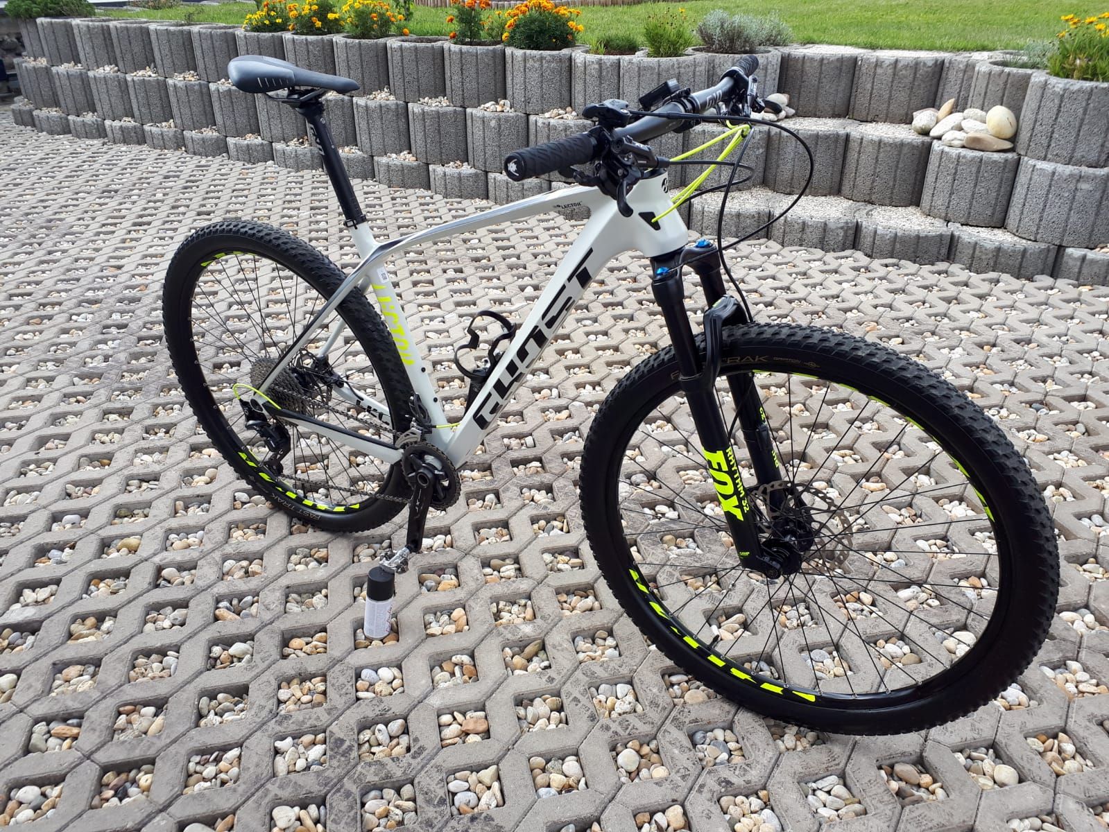 ghost lector 4.9 lc