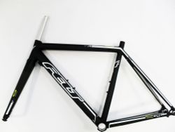 Felt FA - vel. 54cm